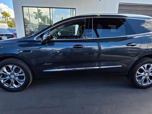 Used 2018 Buick Enclave Avenir w/ Avenir Technology Package image 20