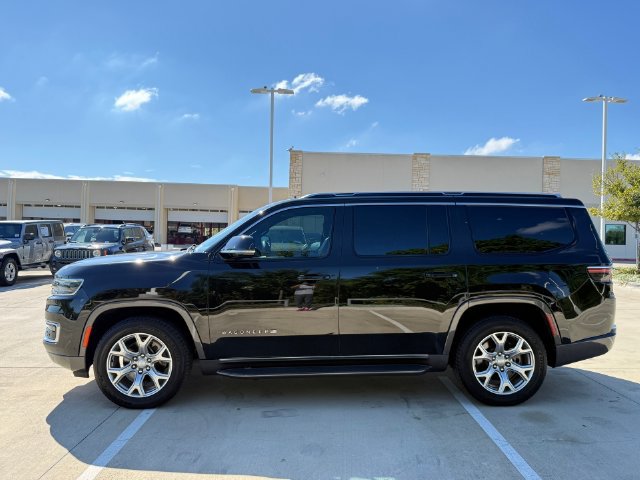 Used 2022 Jeep Wagoneer Series II RWD image 8
