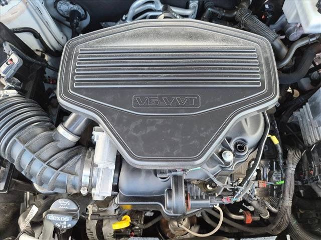 Used 2021 GMC Acadia AT4 w/ LPO, Floor Liner Package AWD/4WD image 21