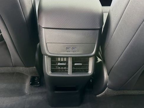New 2026 Chevrolet Equinox LT w/ Convenience Package II FWD image 27