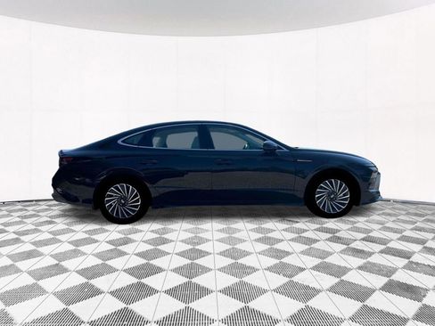 New 2026 Hyundai Sonata SEL FWD image 14