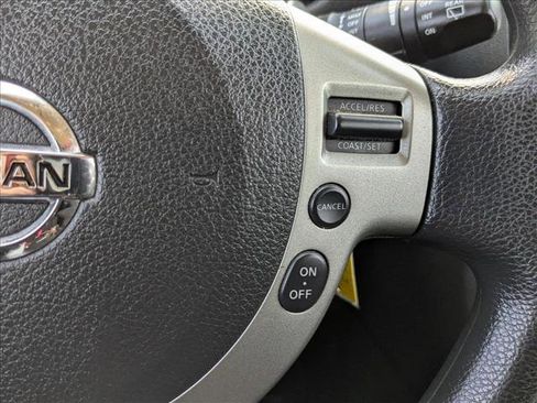 Used 2015 Nissan Rogue S w/ Convenience Package image 9