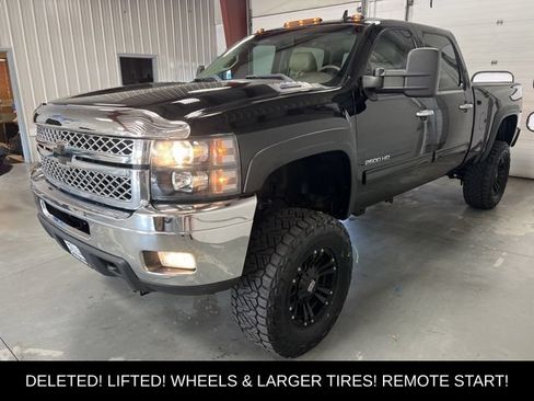 Used 2011 Chevrolet Silverado 2500 LTZ w/ Snow Plow Prep Package AWD/4WD image 3