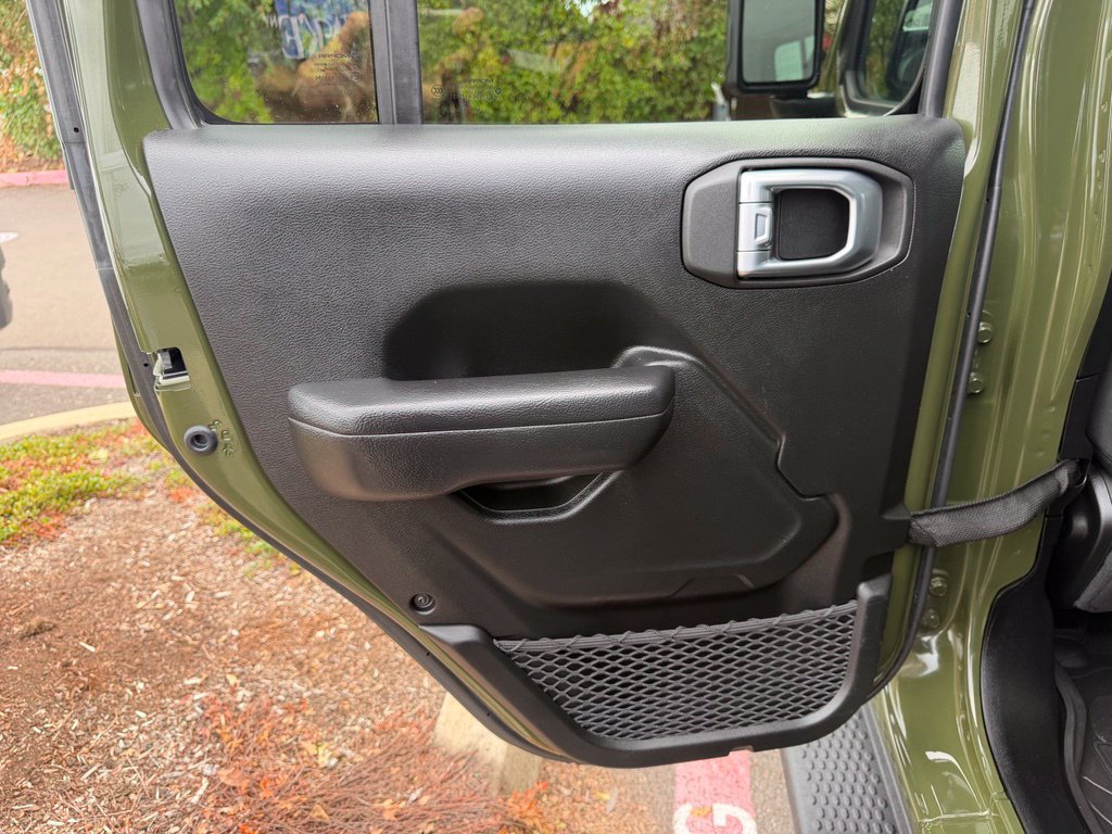 Used 2023 Jeep Wrangler Unlimited Sport AWD/4WD image 30