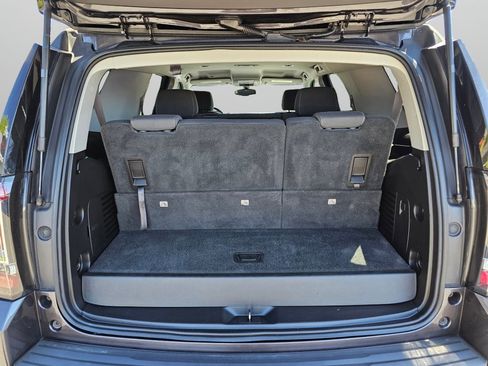 Used 2015 GMC Yukon SLE w/ HD Trailering Package image 17