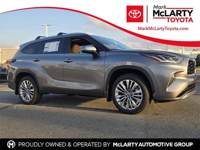 New 2026 Toyota Highlander Platinum