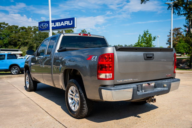 Used 2007 GMC Sierra 1500 SLE w/ SLE1 Preferred Package AWD/4WD image 4