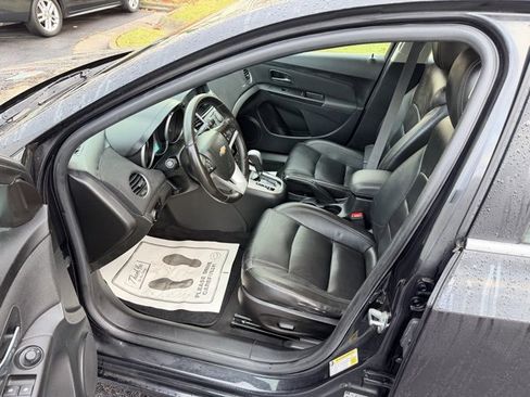 Used 2015 Chevrolet Cruze LT image 15