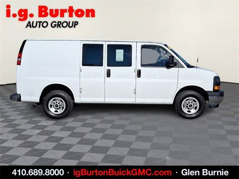 Used 2024 GMC Savana 2500 w/ Driver Convenience Package image 7