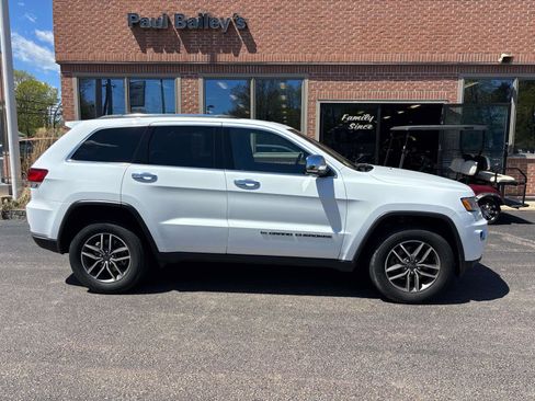Used 2022 Jeep Grand Cherokee Limited AWD/4WD image 27