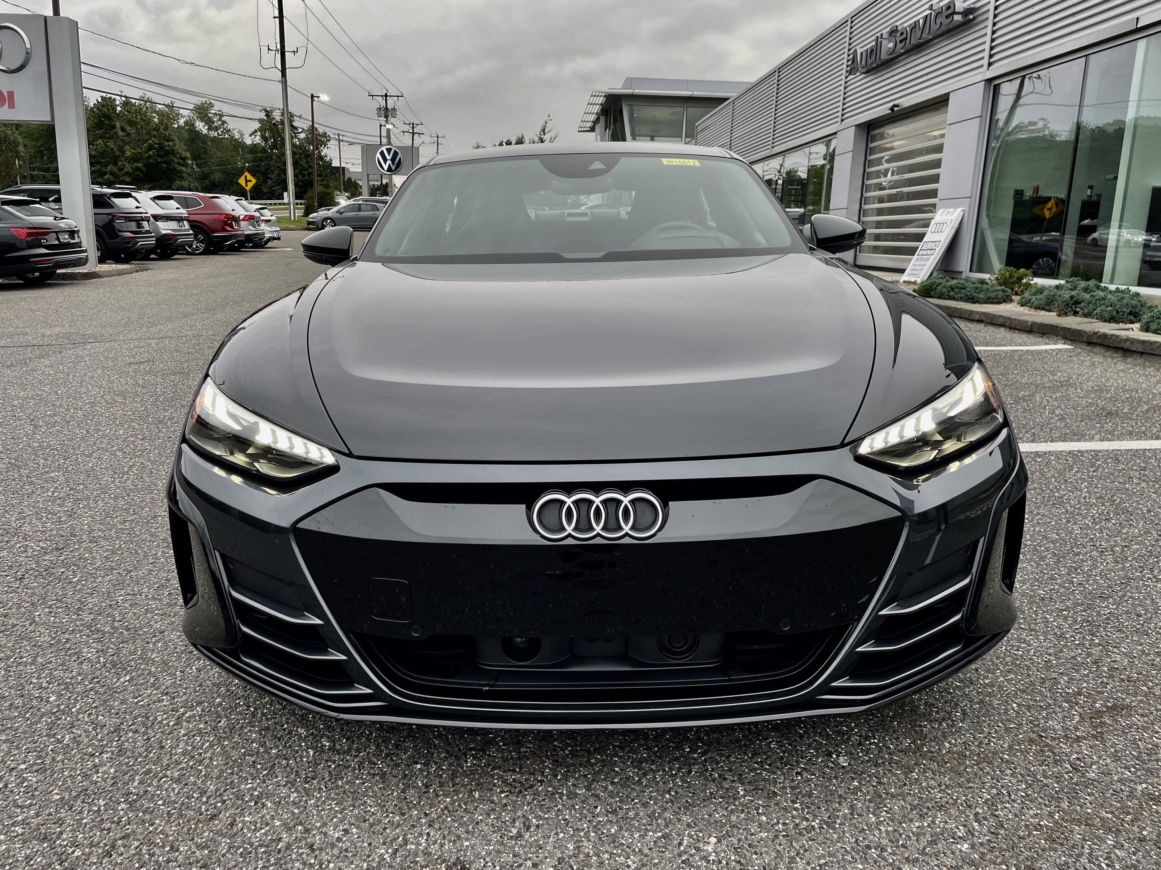 Certified 2024 Audi e-tron GT Premium Plus AWD/4WD image 7