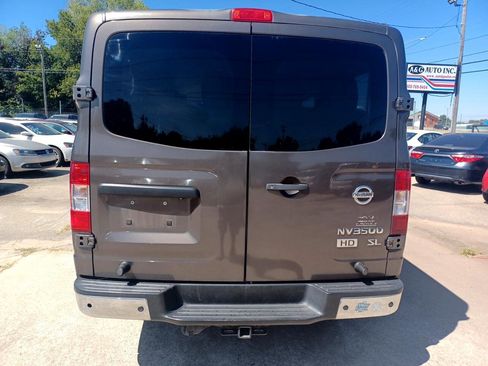 Used 2012 Nissan NV 3500 SL w/ Technology Pkg image 6