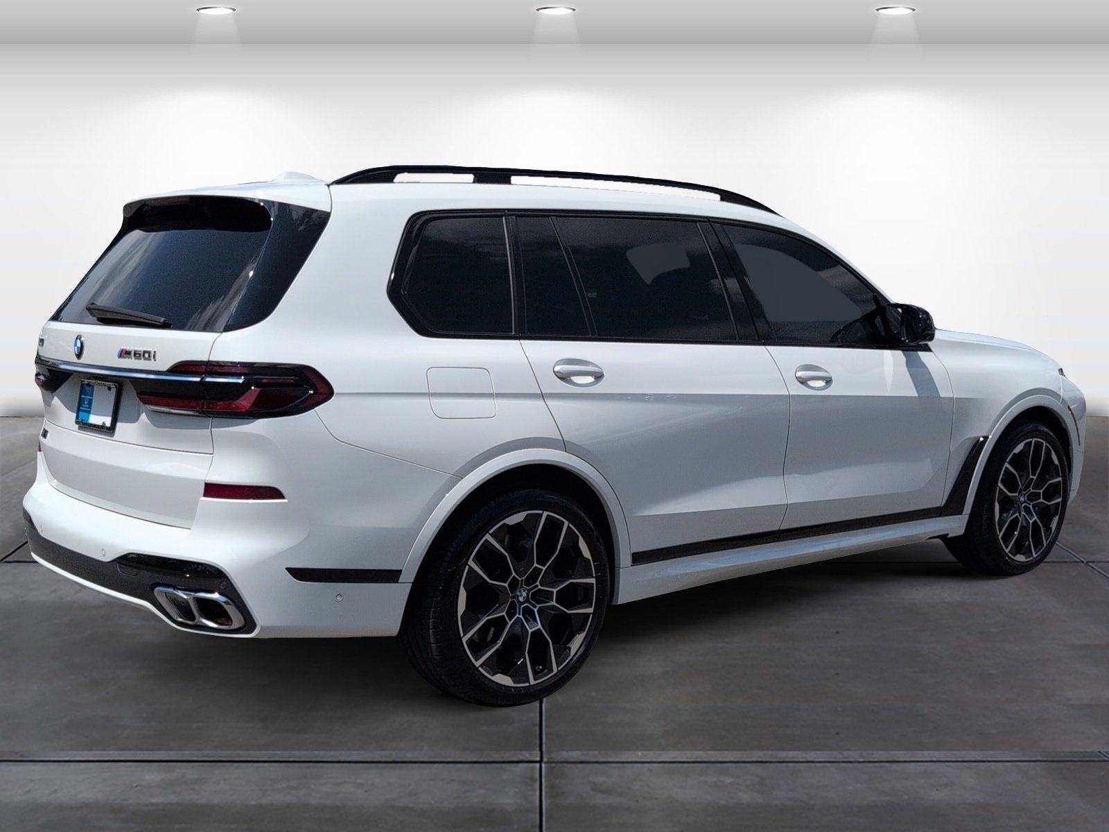 Used 2025 BMW X7 M60i AWD/4WD image 5