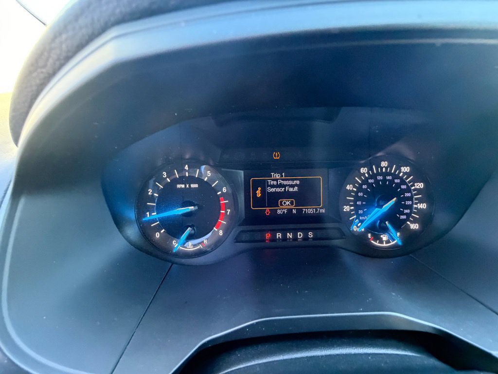 Used 2016 Ford Edge SE FWD image 12