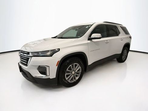 Used 2022 Chevrolet Traverse LT AWD/4WD image 3