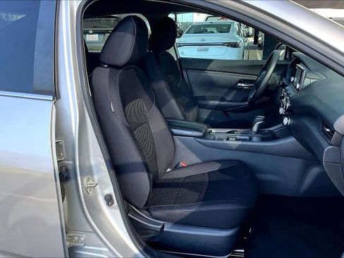 Certified 2021 Nissan Sentra S image 9