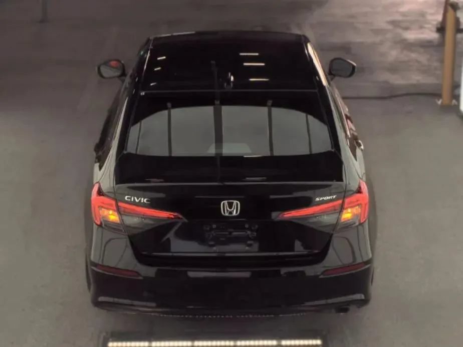 Used 2022 Honda Civic Sport image 5