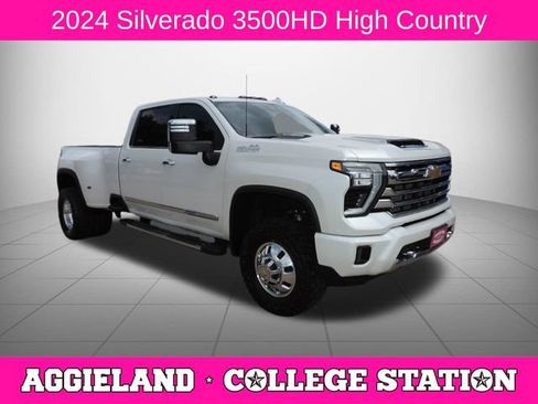 Used 2024 Chevrolet Silverado 3500 High Country w/ High Country Premium Package AWD/4WD image 1