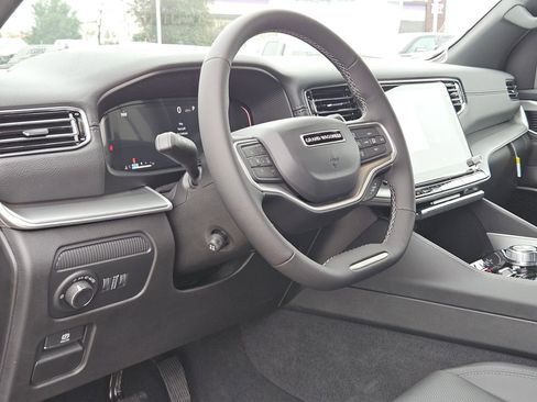 New 2026 Jeep Grand Wagoneer Limited w/ Premium Group II image 10