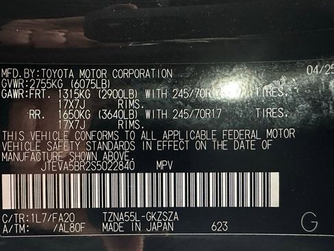 Used 2025 Toyota 4Runner SR5 image 11