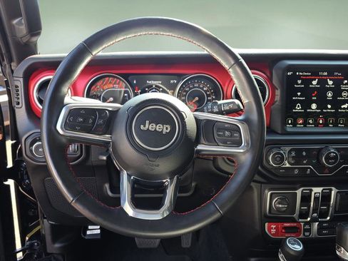 Used 2023 Jeep Wrangler Rubicon w/ Cold Weather Group image 13