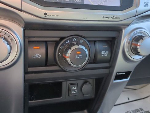 Used 2018 Toyota 4Runner SR5 Premium image 20