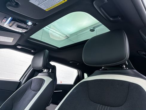 Used 2023 Kia EV6 GT-Line w/ GT-Line Suede Seat Package image 3