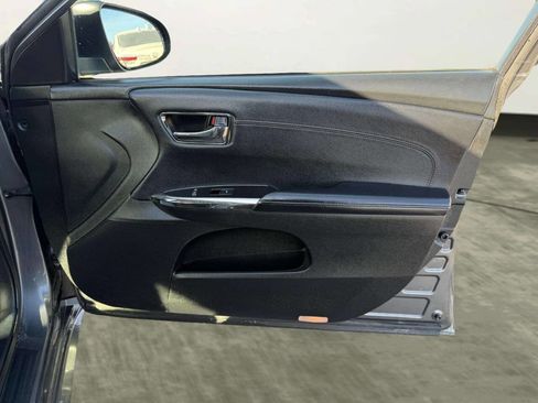 Used 2018 Toyota Avalon XLE image 46