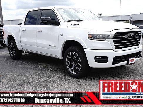 New 2026 RAM 1500 Laramie w/ Laramie Southwest Edition AWD/4WD image 7