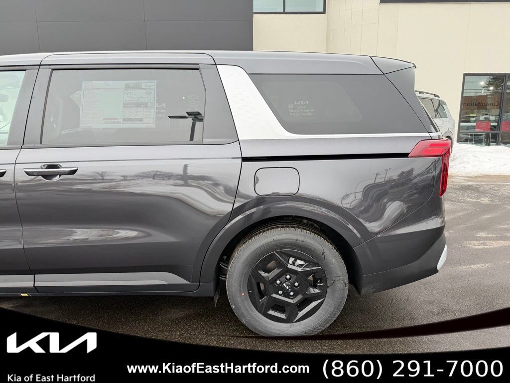 New 2026 Kia Carnival LX FWD image 10