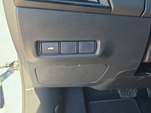 New 2026 Nissan Sentra SR w/ Floor Mat Package image 24