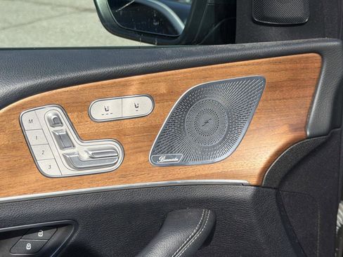 Used 2020 Mercedes-Benz GLS 450 GLS 450 4MATIC SUV AWD image 17