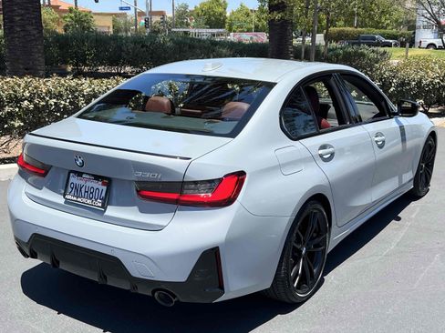 Used 2024 BMW 330i Sedan w/ M Sport Package RWD image 10