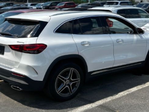 Used 2023 Mercedes-Benz GLA 250 4MATIC image 3