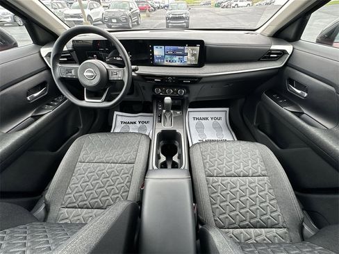 Used 2025 Nissan Kicks SV image 20