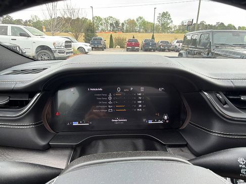 Used 2025 Jeep Grand Cherokee L Overland w/ Luxury Tech Group IV image 33