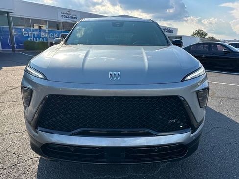 New 2026 Buick Enclave Sport Touring w/ Super Cruise Package image 4