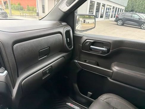 Used 2020 GMC Sierra 1500 AT4 w/ AT4 Premium Package AWD/4WD image 17
