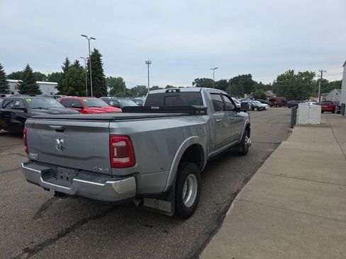 Used 2021 RAM 3500 Limited AWD/4WD image 4