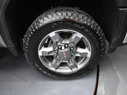 Used 2025 GMC Sierra 2500 SLT w/ Texas SLT Premium Package AWD/4WD image 19
