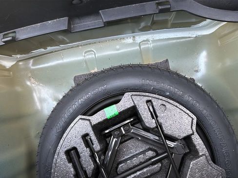 Used 2023 Hyundai Elantra SE image 8