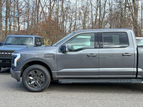 Certified 2022 Ford F150 Lightning Lariat image 10