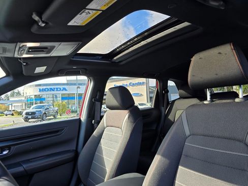 Used 2026 Honda CR-V Sport image 4