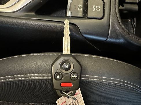 Used 2019 Subaru Forester Premium AWD/4WD image 16