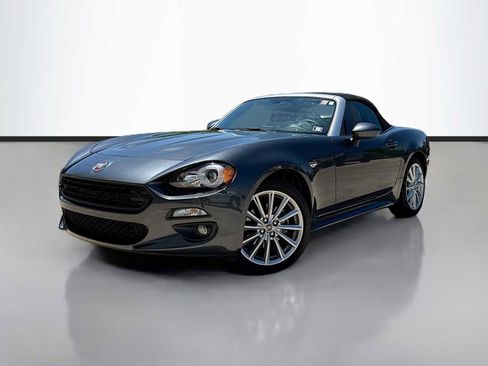 Used 2019 FIAT 124 Spider Lusso w/ Convenience Group RWD image 1