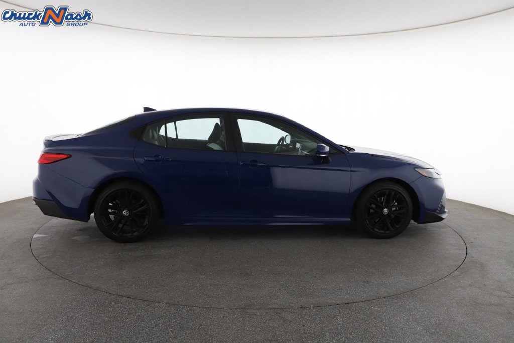 Used 2026 Toyota Camry SE FWD image 14