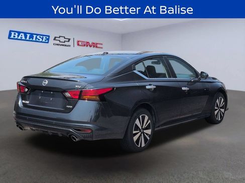 Used 2022 Nissan Altima 2.5 SV w/ SV Premium Package AWD/4WD image 4