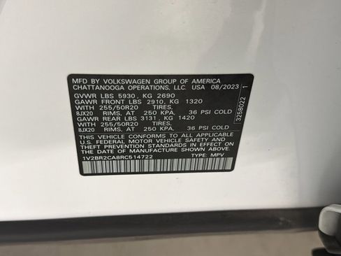 Used 2024 Volkswagen Atlas SEL image 8
