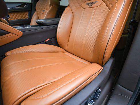 Certified 2022 Bentley Bentayga image 55