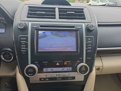 Used 2012 Toyota Camry XLE FWD image 14
